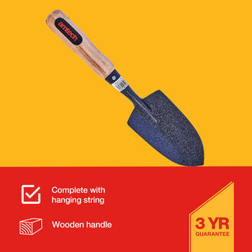HAND TROWEL - WOODEN HANDLE