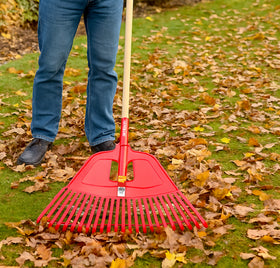 680mm PLASTIC LEAF RAKE SET